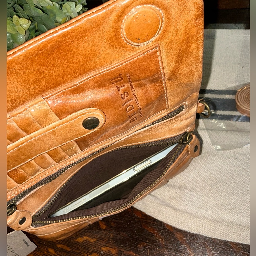 NWT Bed Stu Leather Cadence Wallet Wristlet Crossbody Bag Tan Rustic MSRP $175 - Picture 9 of 16